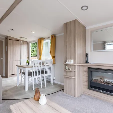 Vakantiehuis Moorhen - Stunning With Hot Tub